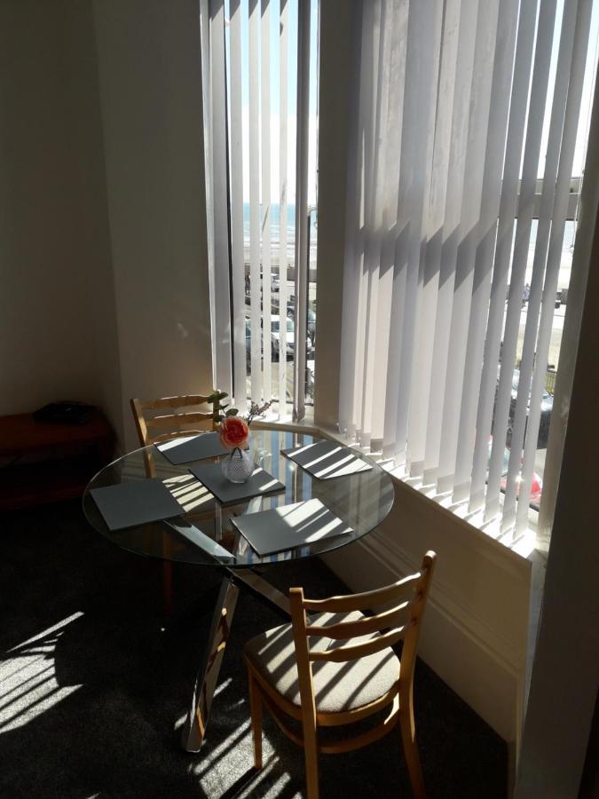 Southbay Flats Flat 2 *