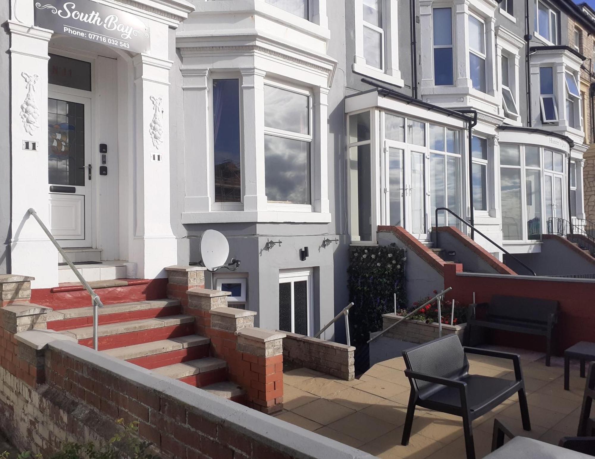 Apartment Southbay Flats Flat 2 *